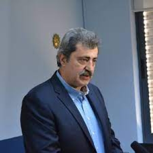 Ο Παύλος Πολάκης. Βουλευτής του ΣΥΡΙΖΑ και πρώην υπουργός, πρόβλημα για το προφίλ που επιδιώκει να διαδώσει ο ΣΥΡΙΖΑ προκειμένου να προσεγγίσει τη μεσαία τάξη στις επόμενες εκλογές.