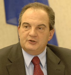 &Kappa;ώ&sigma;&tau;&alpha;&sigmaf; &Kappa;&alpha;&rho;&alpha;&mu;&alpha;&nu;&lambda;ή&sigmaf;. &Eta; &pi;&alpha;&rho;&omicron;&upsilon;&sigma;ί&alpha; &tau;&omicron;&upsilon; &sigma;&upsilon;&mu;&beta;ά&lambda;&lambda;&epsilon;&iota; &sigma;&tau;&eta;&nu; &omicron;&lambda;&omicron;&kappa;&lambda;ή&rho;&omega;&sigma;&eta; &tau;&omicron;&upsilon; &tau;&omicron;&pi;ί&omicron;&upsilon; &epsilon;&nu;ό&sigmaf; &pi;&alpha;&rho;&alpha;&kappa;&mu;&iota;&alpha;&kappa;&omicron;ύ &theta;&iota;ά&sigma;&omicron;&upsilon;.