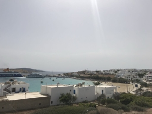 &Tau;&omicron; &sigma;&kappa;&eta;&nu;&iota;&kappa;ό &tau;&omega;&nu; &delta;&iota;&alpha;&kappa;&omicron;&pi;ώ&nu;. &Eta; &omicron;&mu;&omicron;&rho;&phi;&iota;ά &tau;&omega;&nu; &nu;&eta;&sigma;&iota;ώ&nu; &sigma;&upsilon;&chi;&nu;ά &kappa;ά&nu;&epsilon;&iota; &tau;&omicron;&upsilon;&sigmaf; &pi;&alpha;&rho;&alpha;&theta;&epsilon;&rho;&iota;&sigma;&tau;έ&sigmaf; &nu;&alpha; &xi;&epsilon;&chi;&nu;&omicron;ύ&nu; &tau;&eta;&nu; &tau;&alpha;&lambda;&alpha;&iota;&pi;&omega;&rho;ί&alpha;.